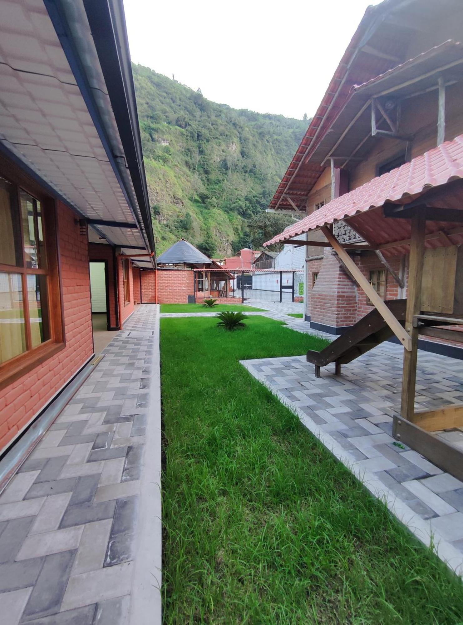 Refugio De La Virgen Baños Exterior foto